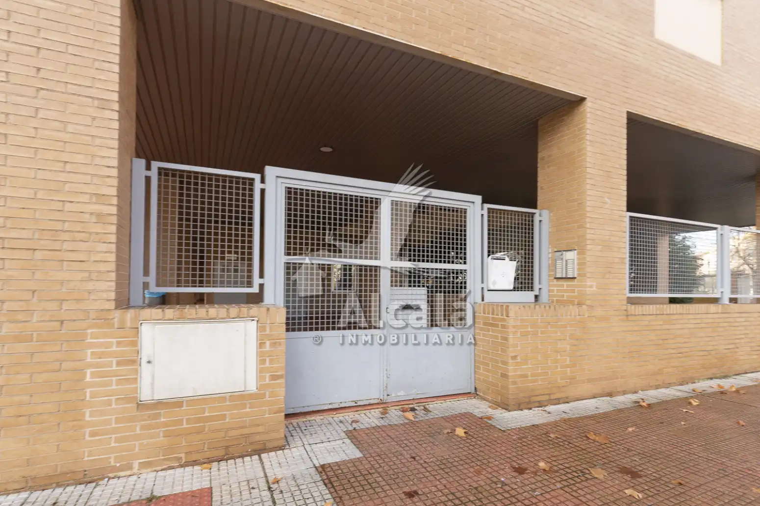 Vista exterior de Piso en venta en Torrejón de Ardoz con Calefacción y Trastero