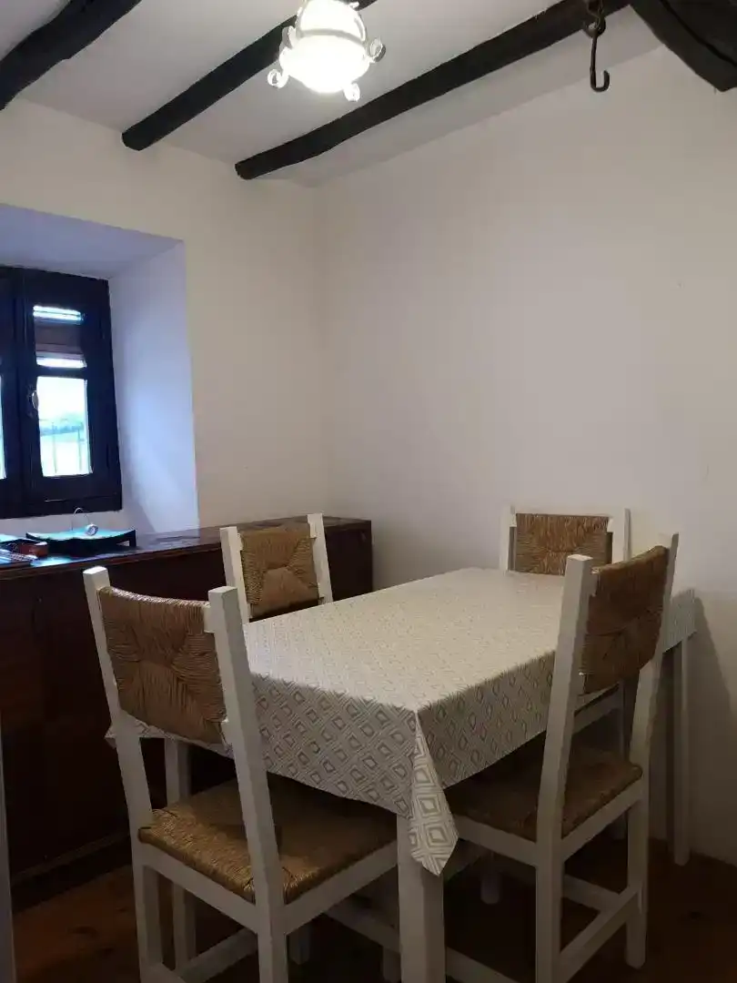 Comedor de Casa adosada en venta en Candelario con Lavadora, Microondas y Balcón