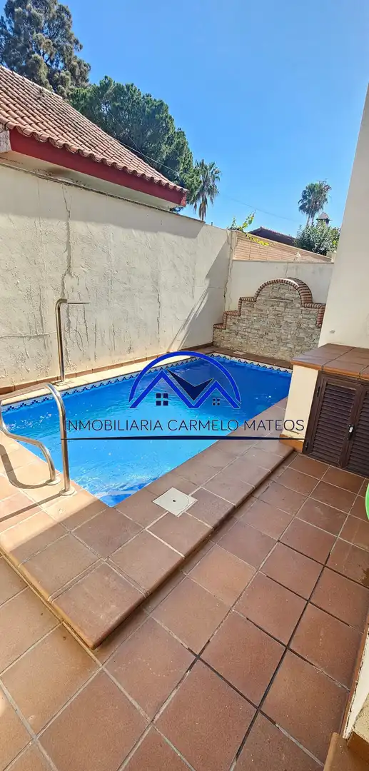 Piscina de Dúplex en venta en Sanlúcar de Barrameda con Aire acondicionado y Piscina