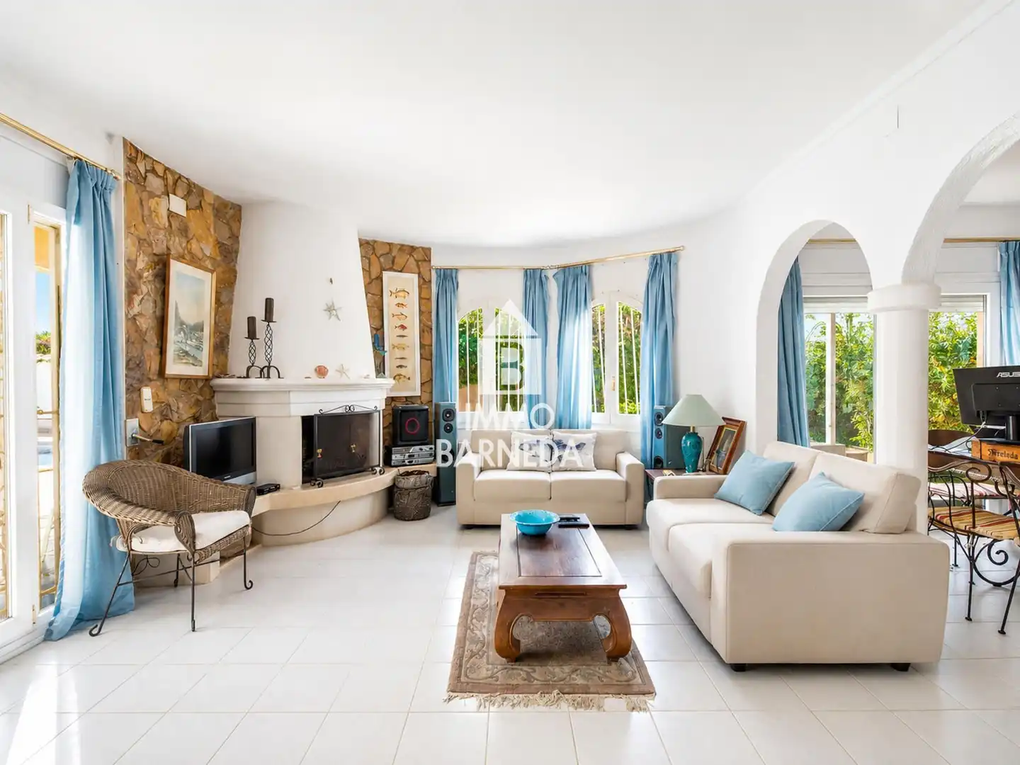 Sala d'estar de Casa o xalet en venda en Empuriabrava amb Aire condicionat, Calefacció i Terrassa