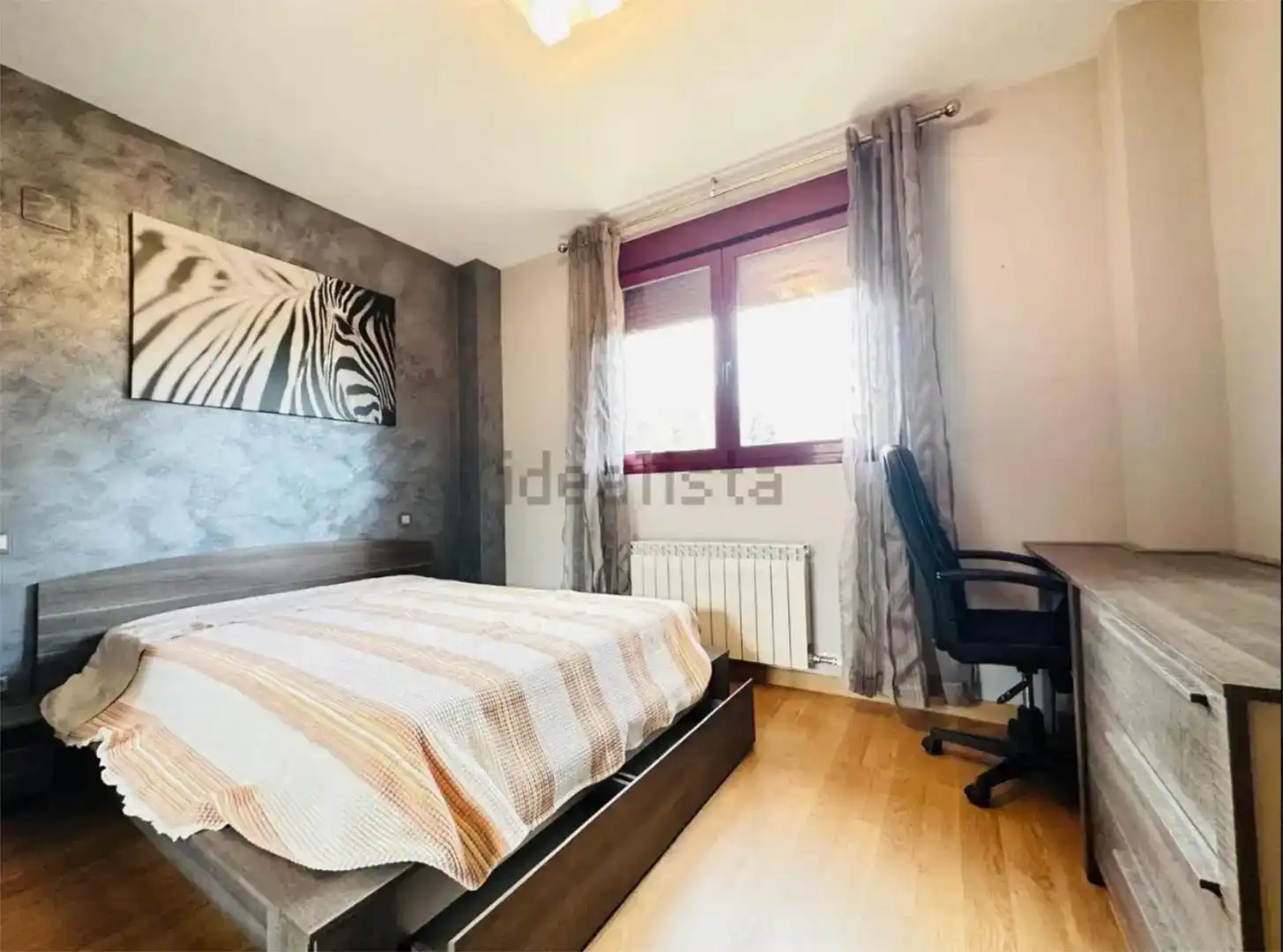 Habitación de Casa o chalet para compartir en Cadrete con Jardín privado, Parquet y Trastero