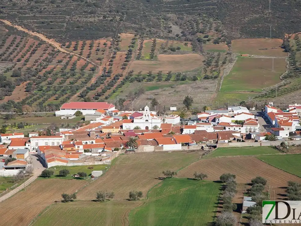 Vista exterior de Residencial en venda en La Lapa, Badajoz