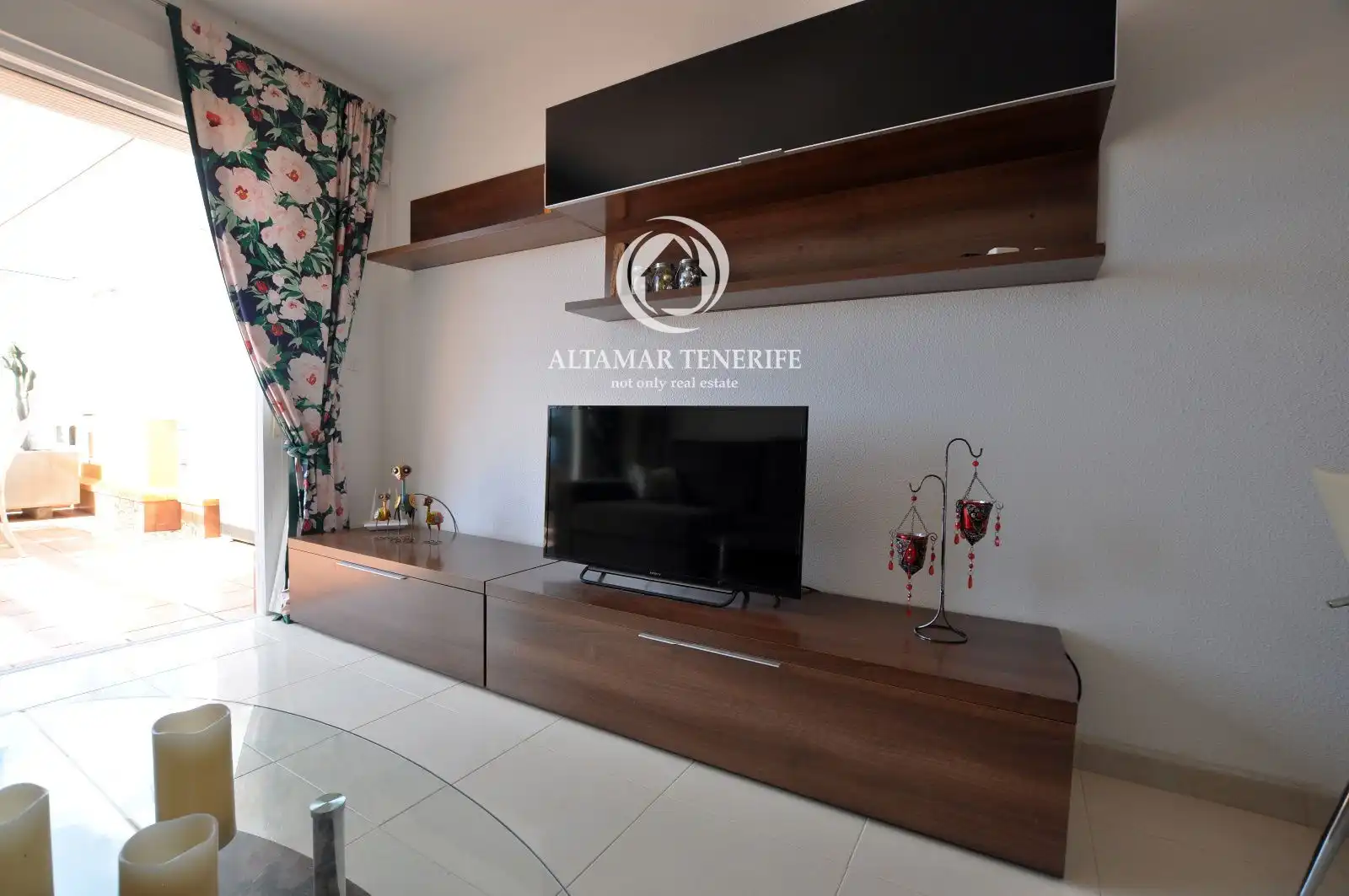 Sala d'estar de Apartament de lloguer en Adeje amb Terrassa, Traster i Piscina