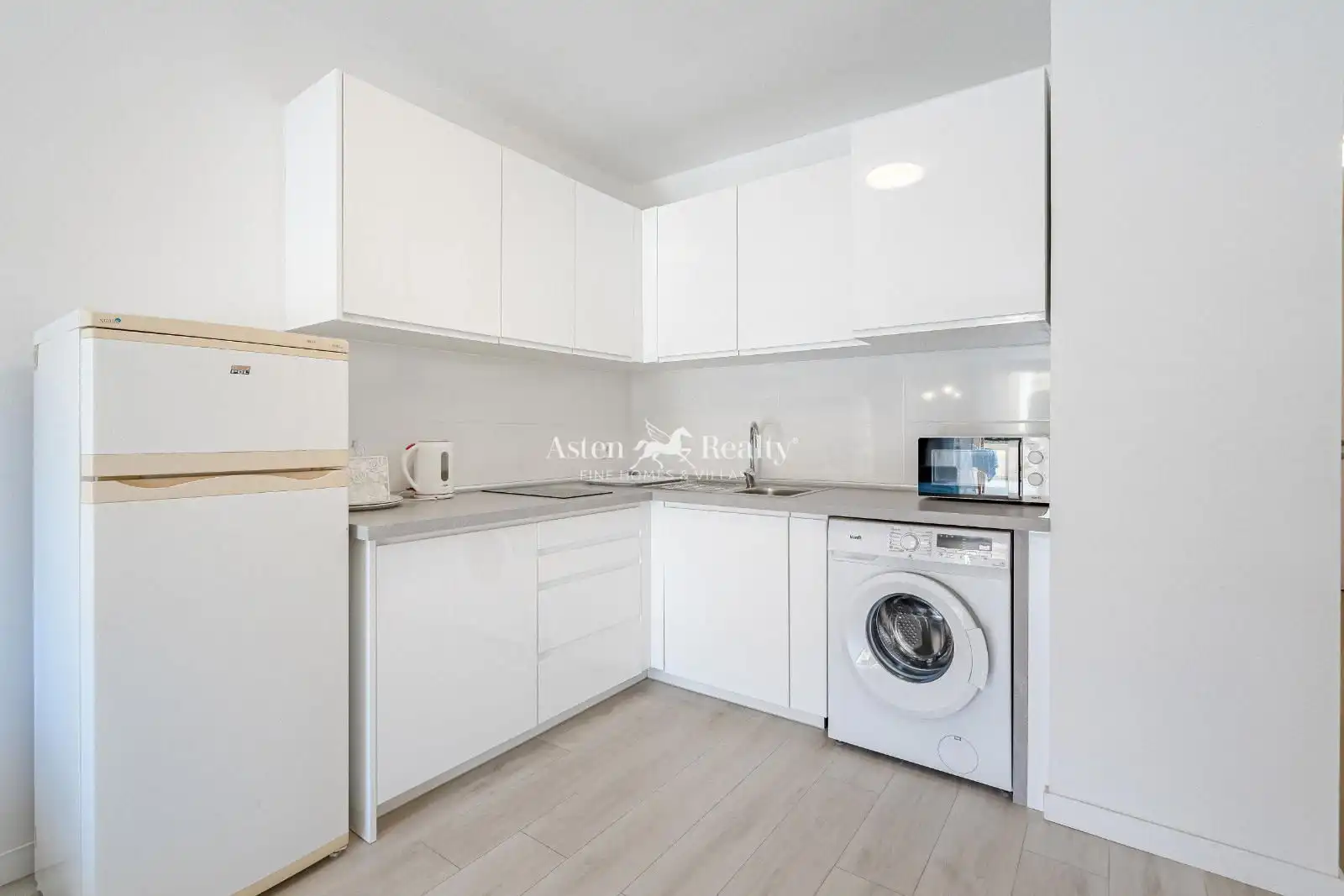 Kitchen of Flat for sale in Adeje  with Terrace, Swimming Pool and Furnished