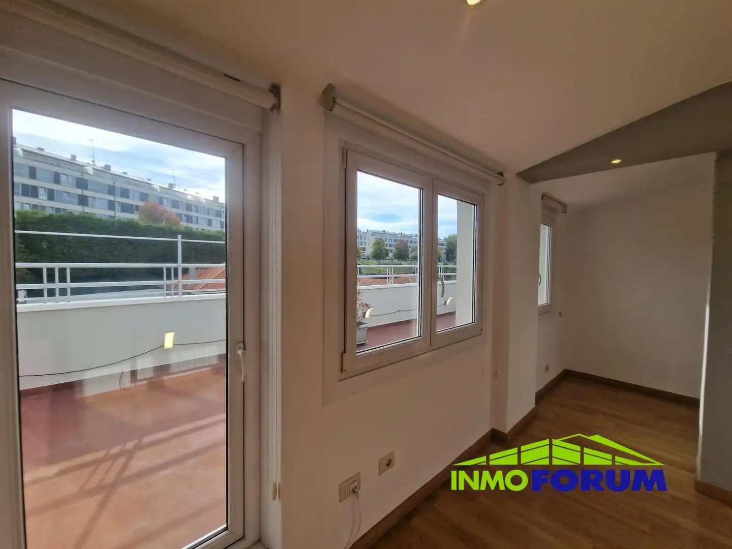 Attic for sale in Oleiros, A Coruña