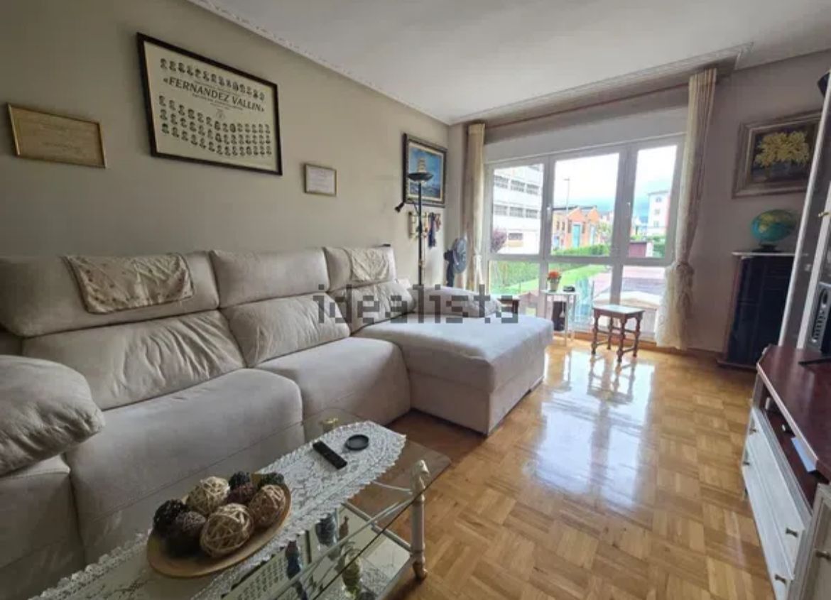 Sala de estar de Piso en venta en Gijón  con Calefacción y Parquet