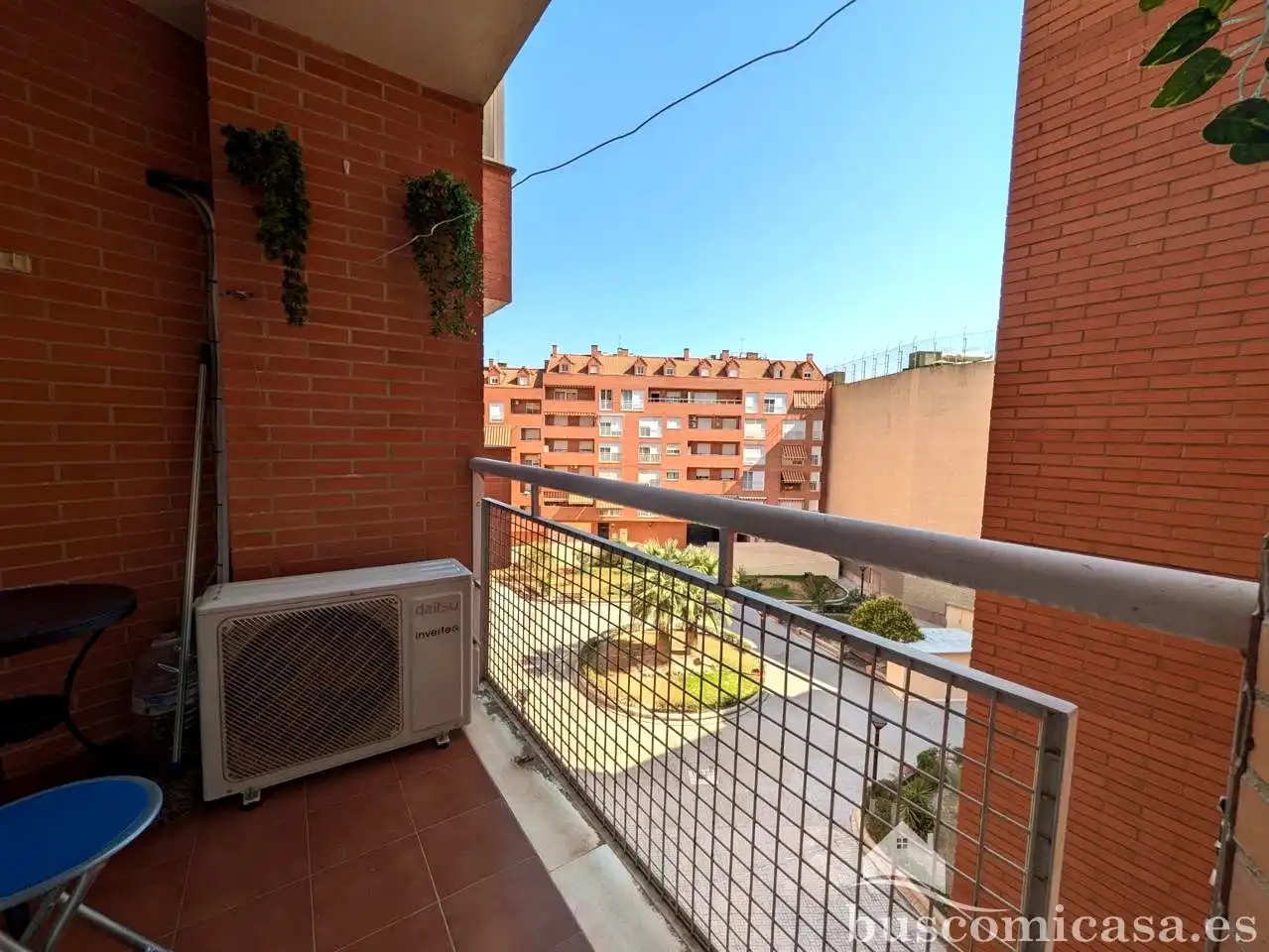 Balcony of Flat for rent in Linares  with Air Conditioner, Parquet flooring and Furnished