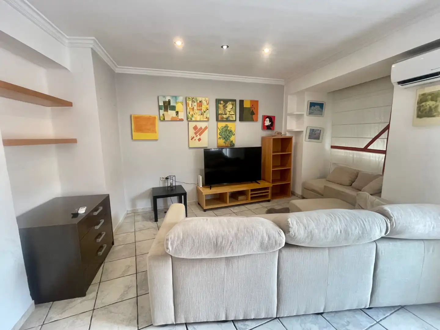Sala d'estar de Apartament de lloguer en Sagunto / Sagunt amb Aire condicionat, Terrassa i Moblat