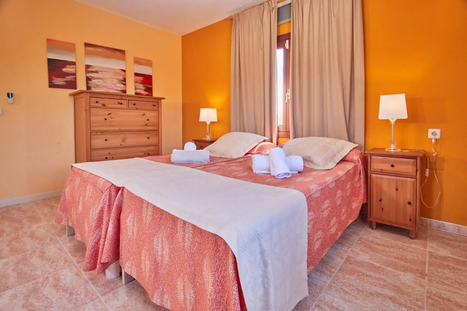 Habitación de Finca rústica en venta en Llucmajor con Aire acondicionado, Jardín privado y Terraza