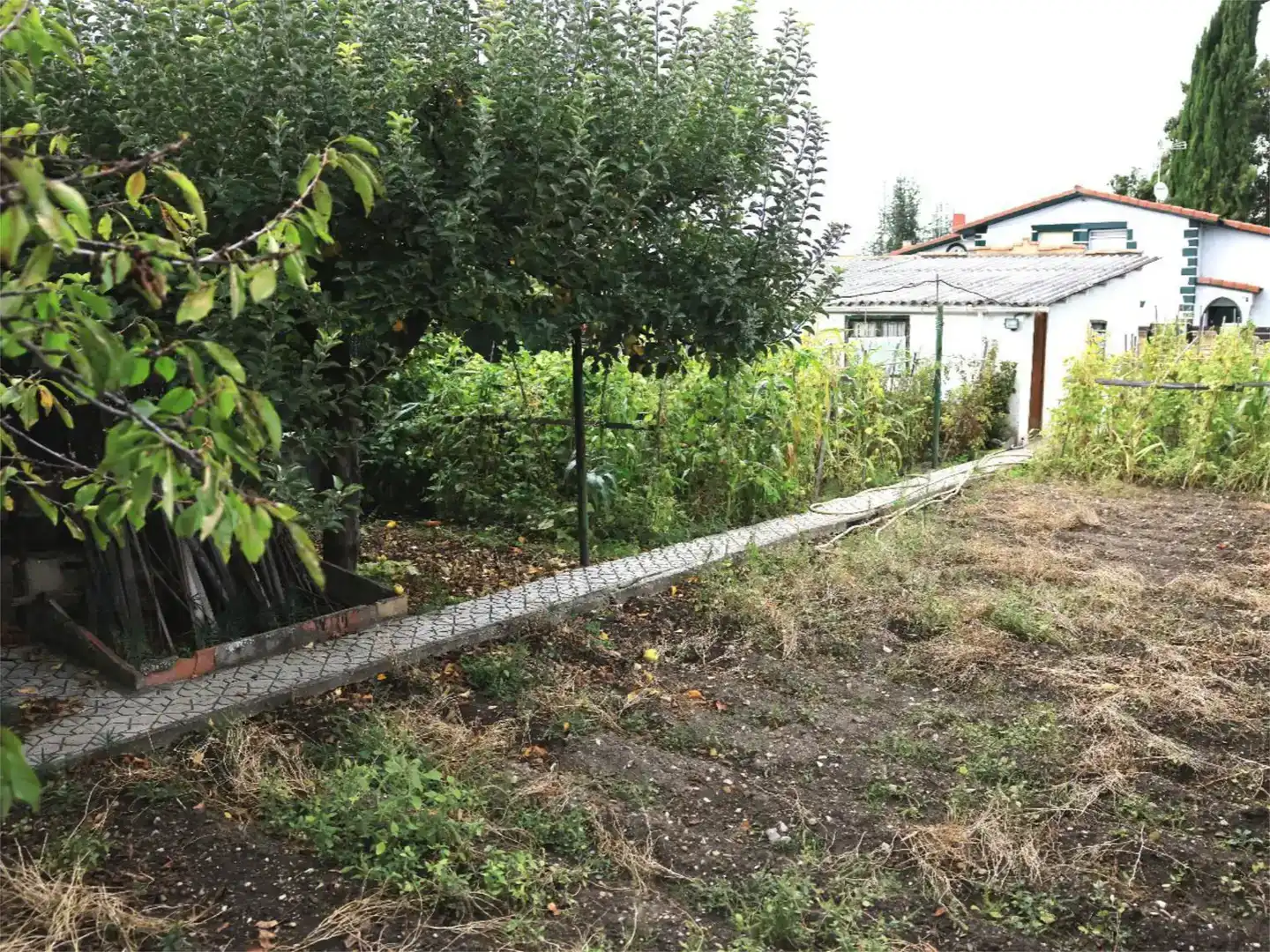 Casa adosada en venda en Miranda de Ebro amb Jardí privat, Parquet i Traster