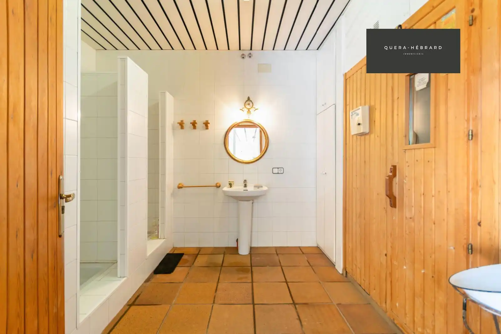 Badezimmer von Haus oder Chalet zum Verkauf in Terrassa mit Klimaanlage, Heizung und Terrasse