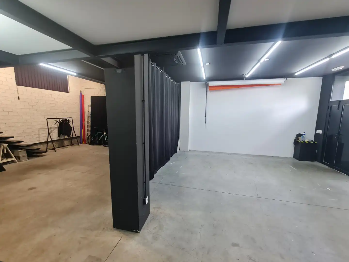 Local comercial en alquiler en Avenida Otero Pedrayo 42, imagen 8