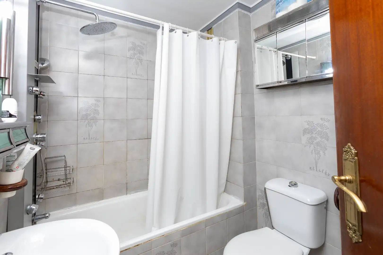 Bathroom of Flat for sale in Málaga  with Terrace, Storage room and Balcony