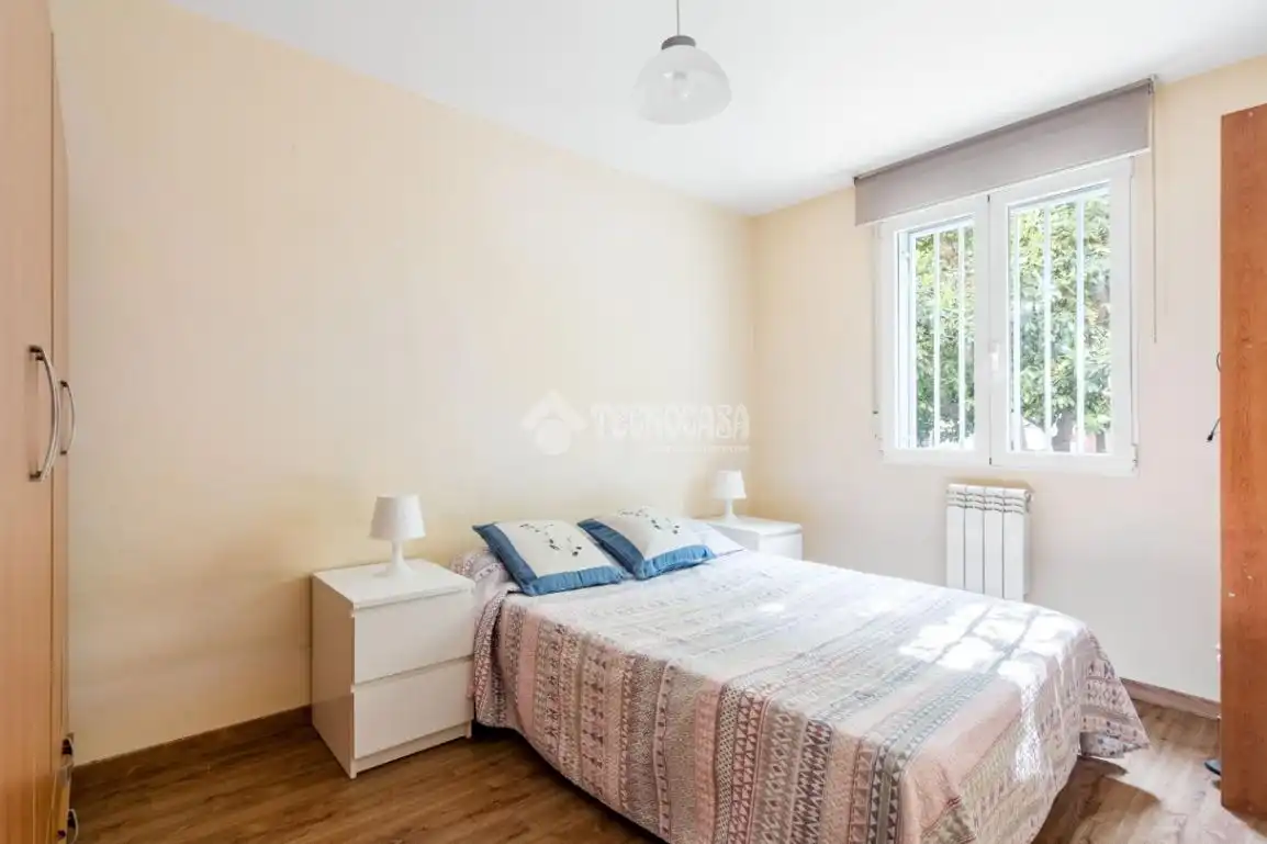 Habitación de Piso en venta en Madrid con Calefacción