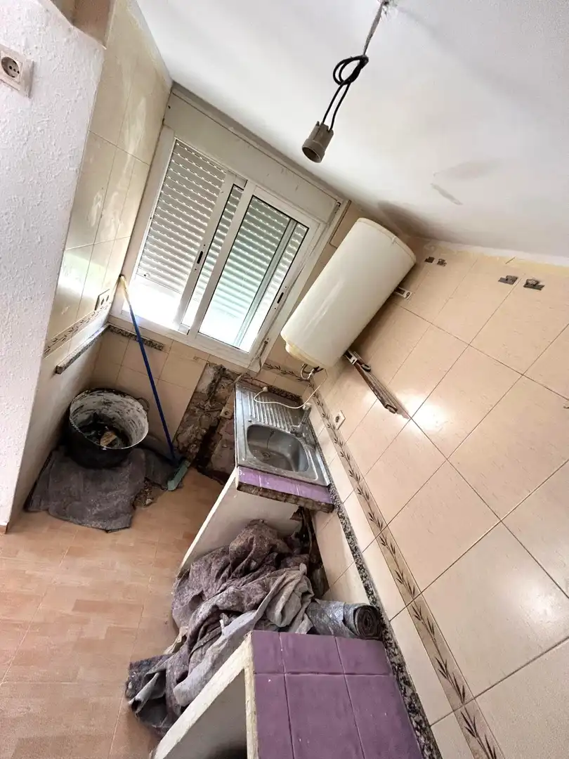 Cuina de Casa o xalet en venda en Sevilla amb Aire condicionat i Balcó
