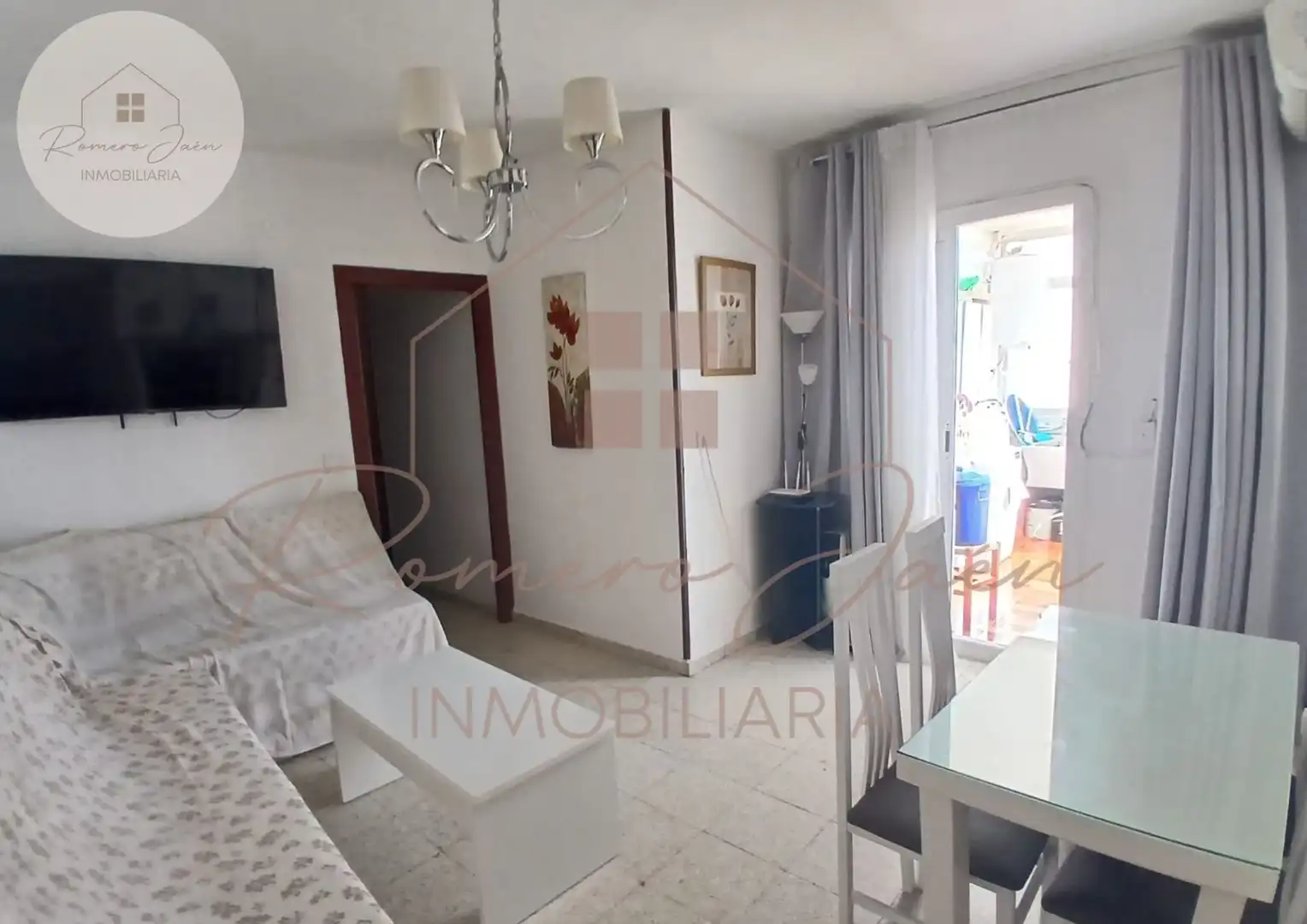 Living room of Flat for sale in  Jaén Capital  with Furnished