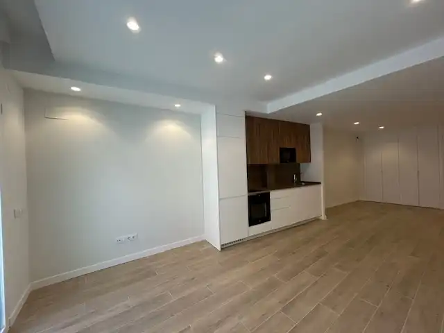 Kitchen of Study for rent in Madrid  with Air Conditioner, Oven and Washing machine