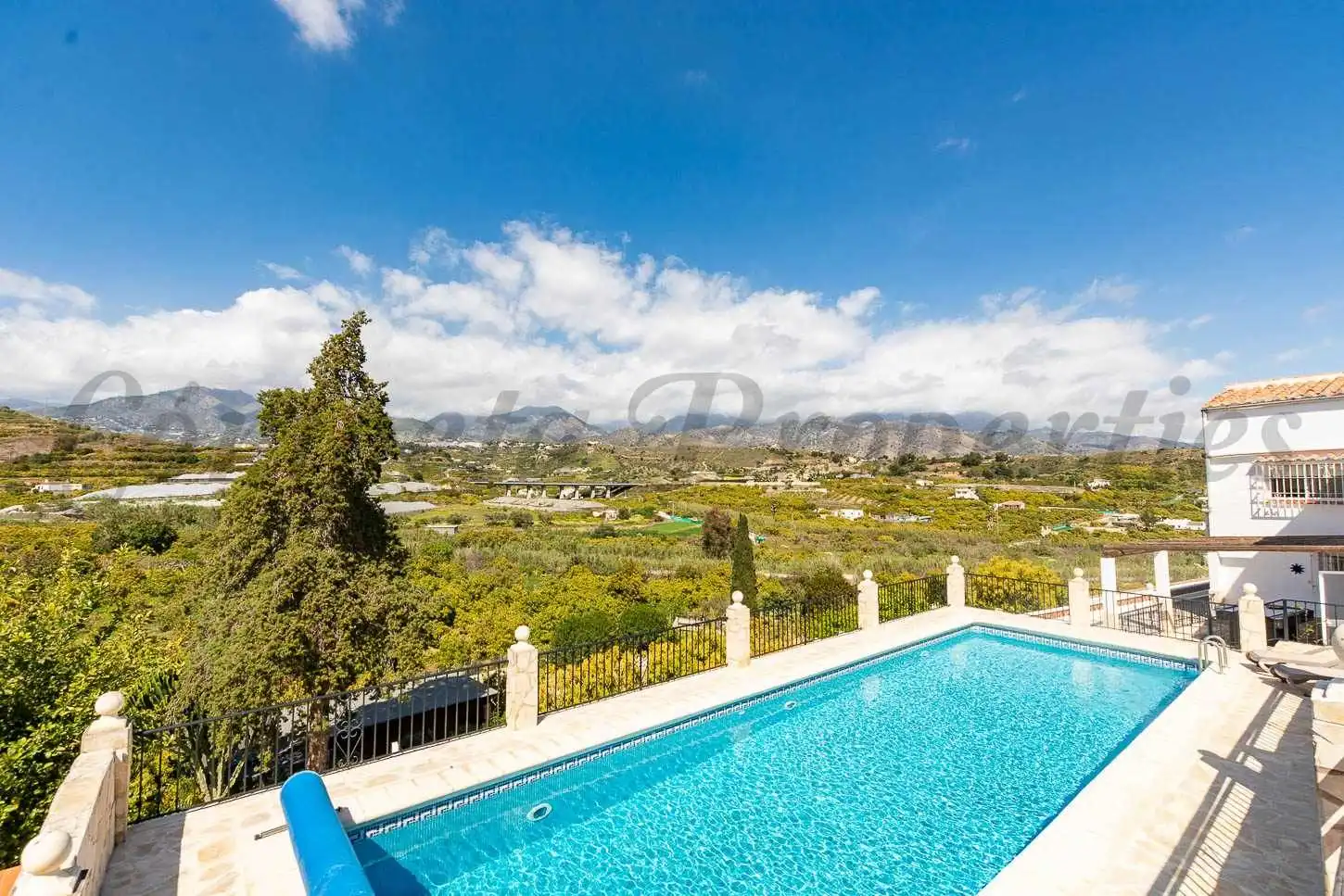 Casa amb piscina en venda a Avda Pescia - Ctra de Frigiliana, imagen 40