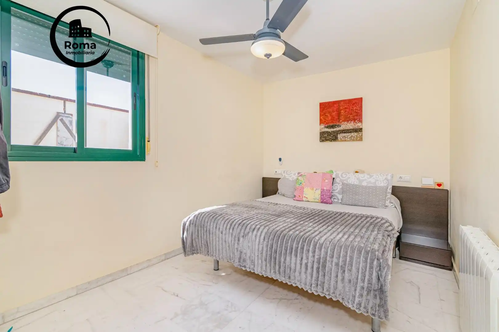 Bedroom of Attic for sale in Granada  with Heating, Terrace and Community pool