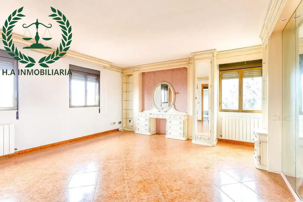 Bedroom of Houses for sale in Pedrezuela  with Air Conditioner, Heating and Terrace