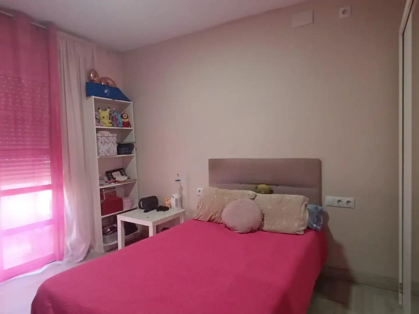Dormitori de Casa adosada en venda en Alcalá de Guadaira amb Aire condicionat i Calefacció