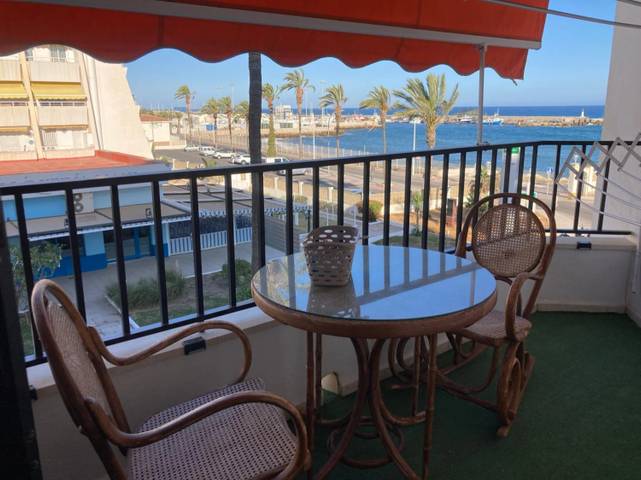 Piso en Alquiler en Caleta de Vélez