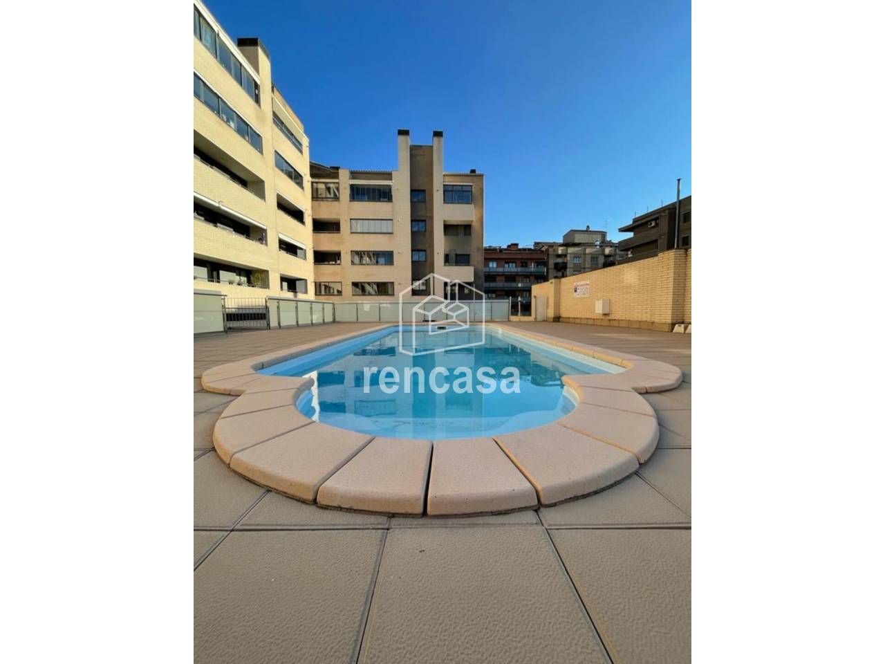 Piscina de Pis en venda en  Lleida Capital amb Aire condicionat, Calefacció i Parquet