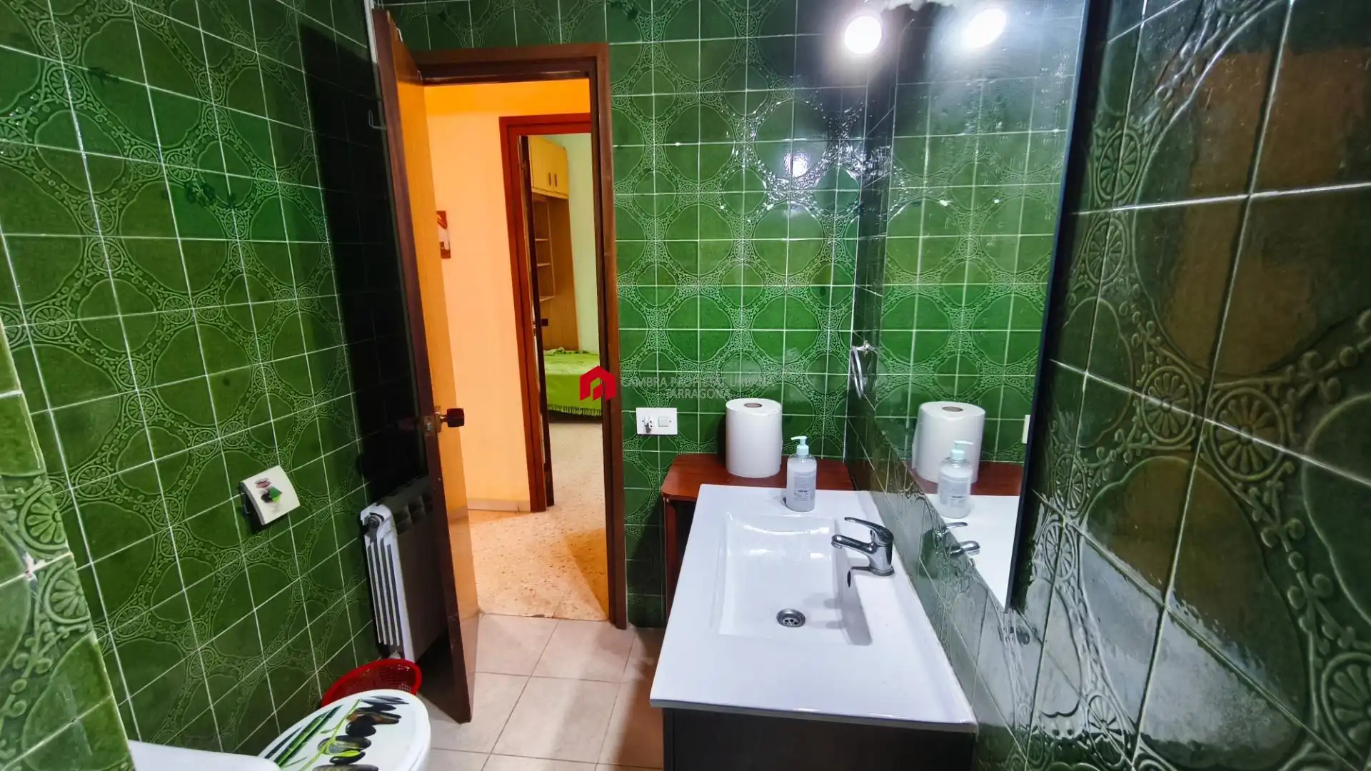 Badezimmer von Dachboden zum Verkauf in Tortosa mit Klimaanlage, Heizung und Terrasse