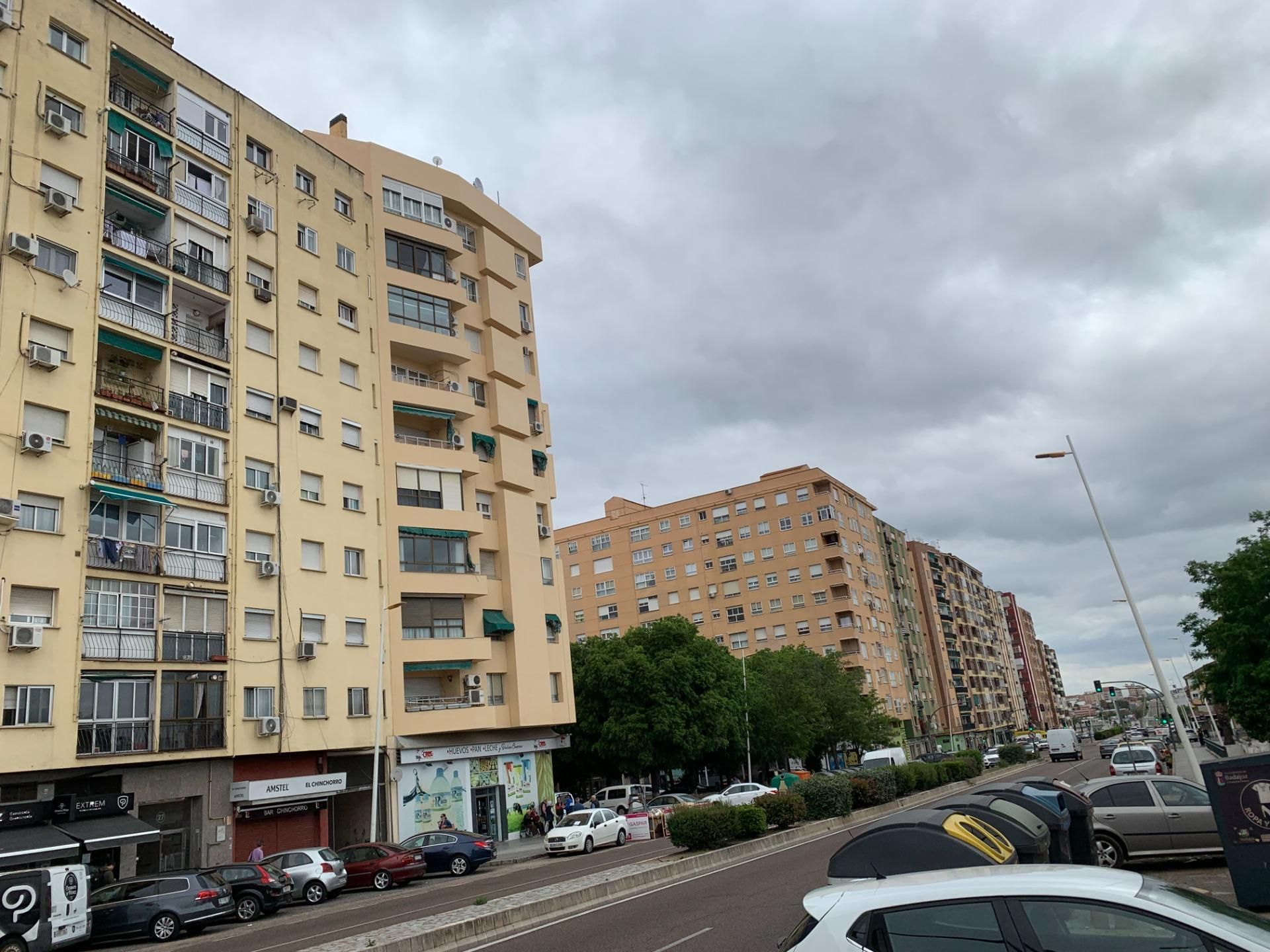 Exterior view of Flat for sale in Badajoz Capital  with Air Conditioner, Terrace and Balcony