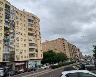 Vista exterior de Pis en venda en Badajoz Capital amb Aire condicionat, Terrassa i Balcó