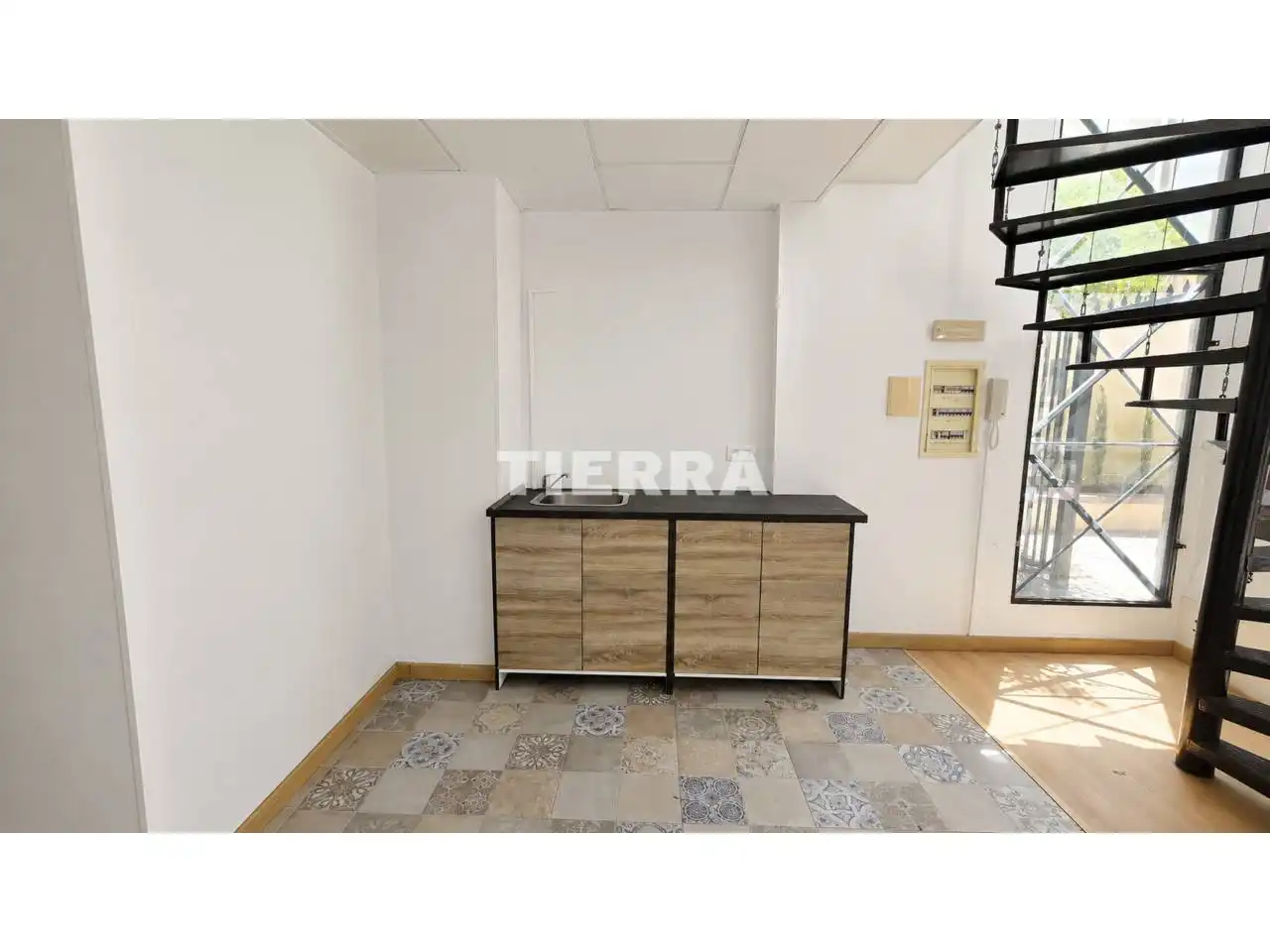 Geschaftsraum zur Miete in Murcia