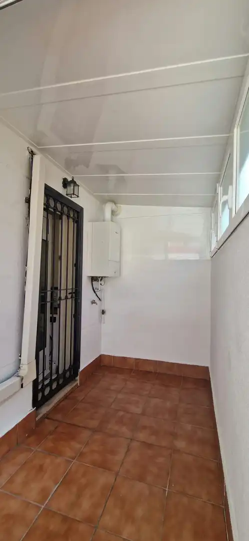 Balcony of Flat for rent in Madrid  with Air Conditioner and Heating