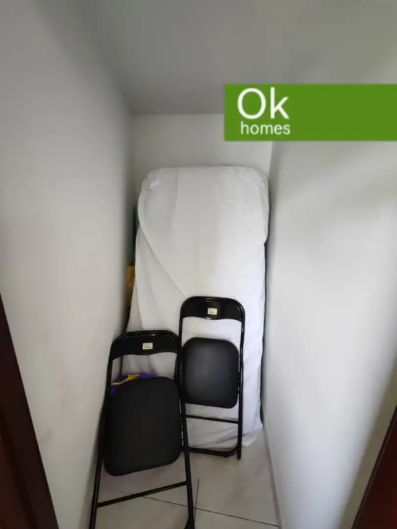 Habitación de Oficina en venta en Arteixo con Amueblado