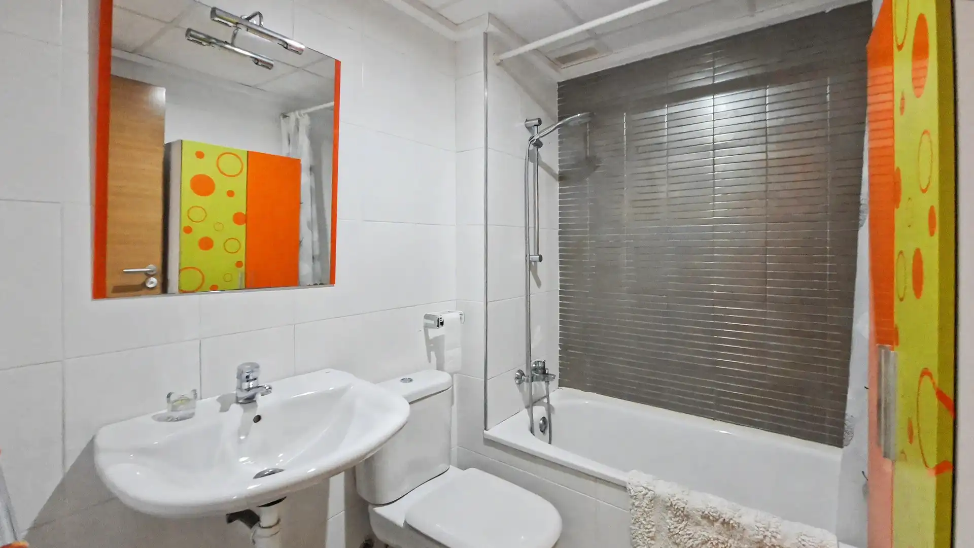 Bathroom of Flat for sale in Pego  with Air Conditioner, Heating and Terrace