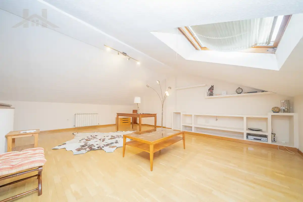 Casa adosada en venta en Torrelodones con Aire acondicionado, Calefacción y Jardín privado