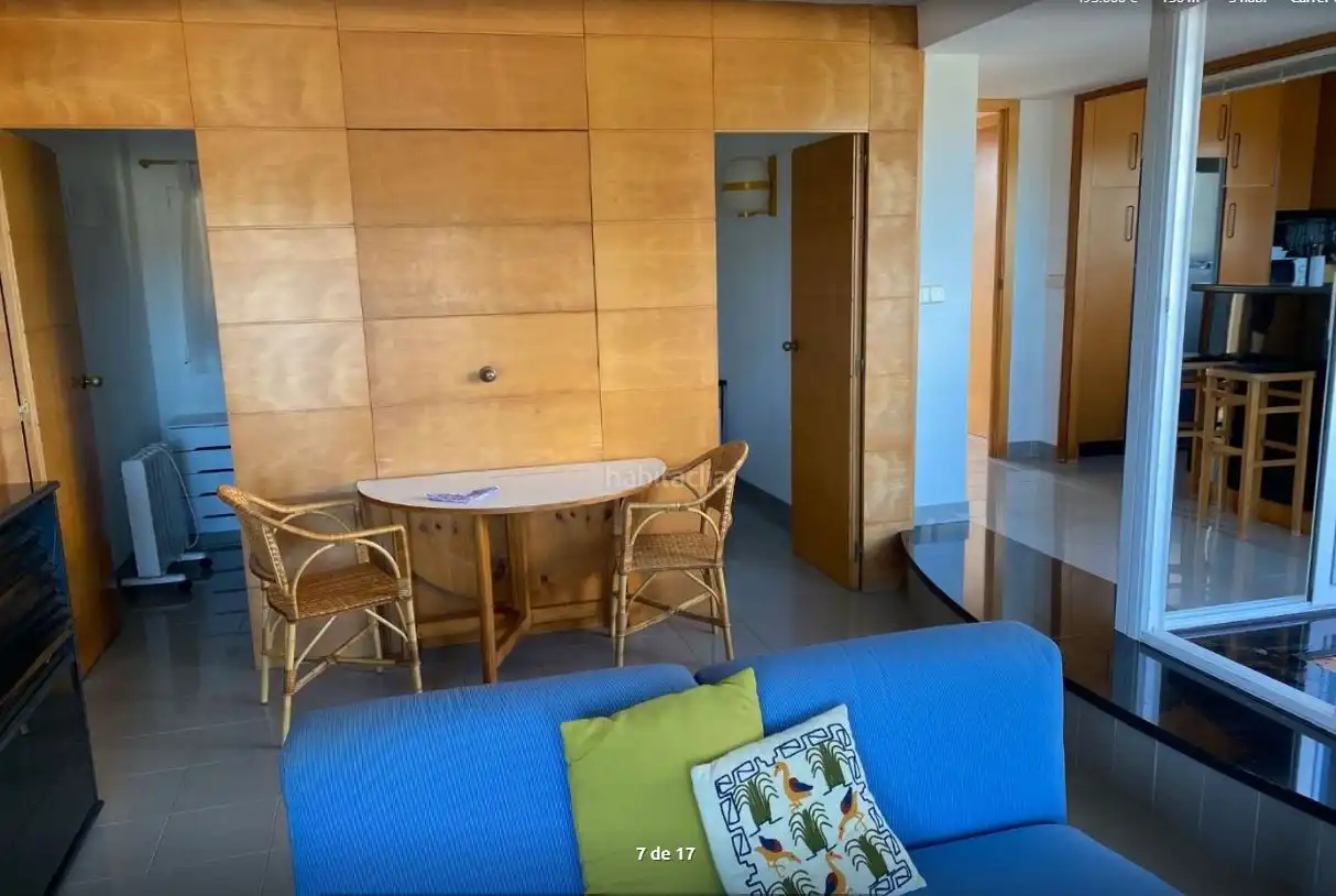 Sala d'estar de Àtic en venda en Palamós amb Moblat i Balcó