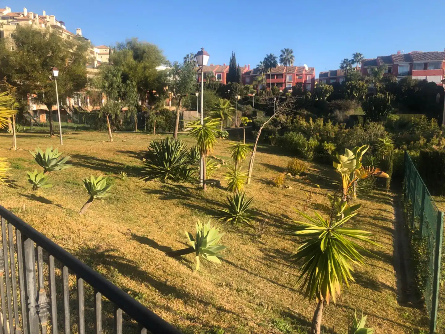 Jardín de Casa adosada en venta en Mijas con Aire acondicionado, Calefacción y Jardín privado