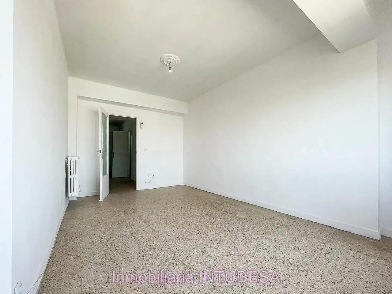 Habitación de Piso en venta en Tudela con Calefacción y Balcón