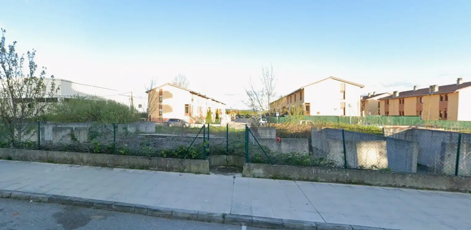 Wohnbaugrundstück zum Verkauf in Reinosa, imagen 2