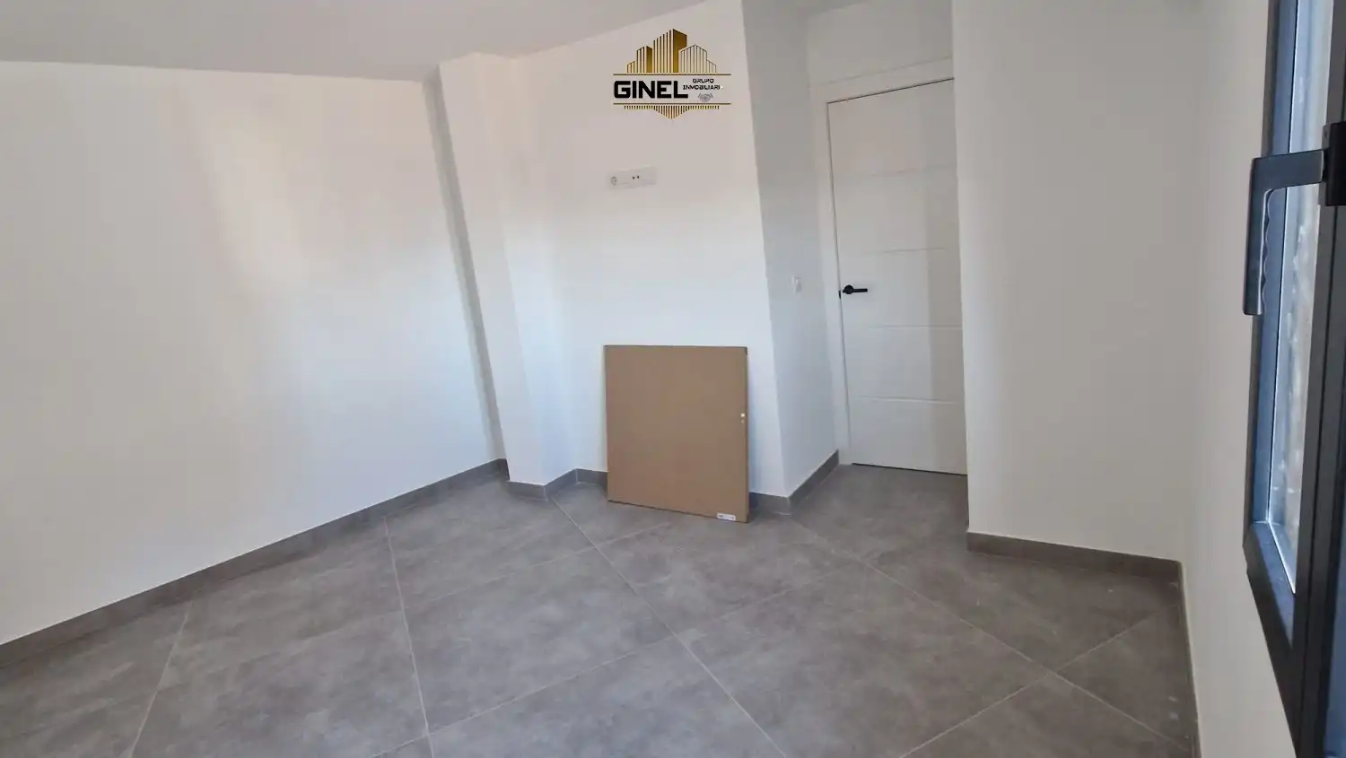 Piso de alquiler en Jaén con Aire acondicionado, Calefacción y Trastero
