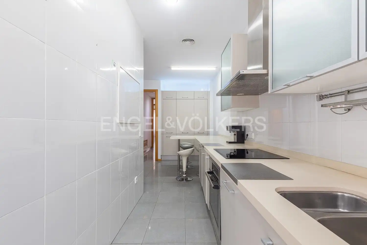 Kitchen of Flat for sale in Valencia  with Air Conditioner, Heating and Furnished