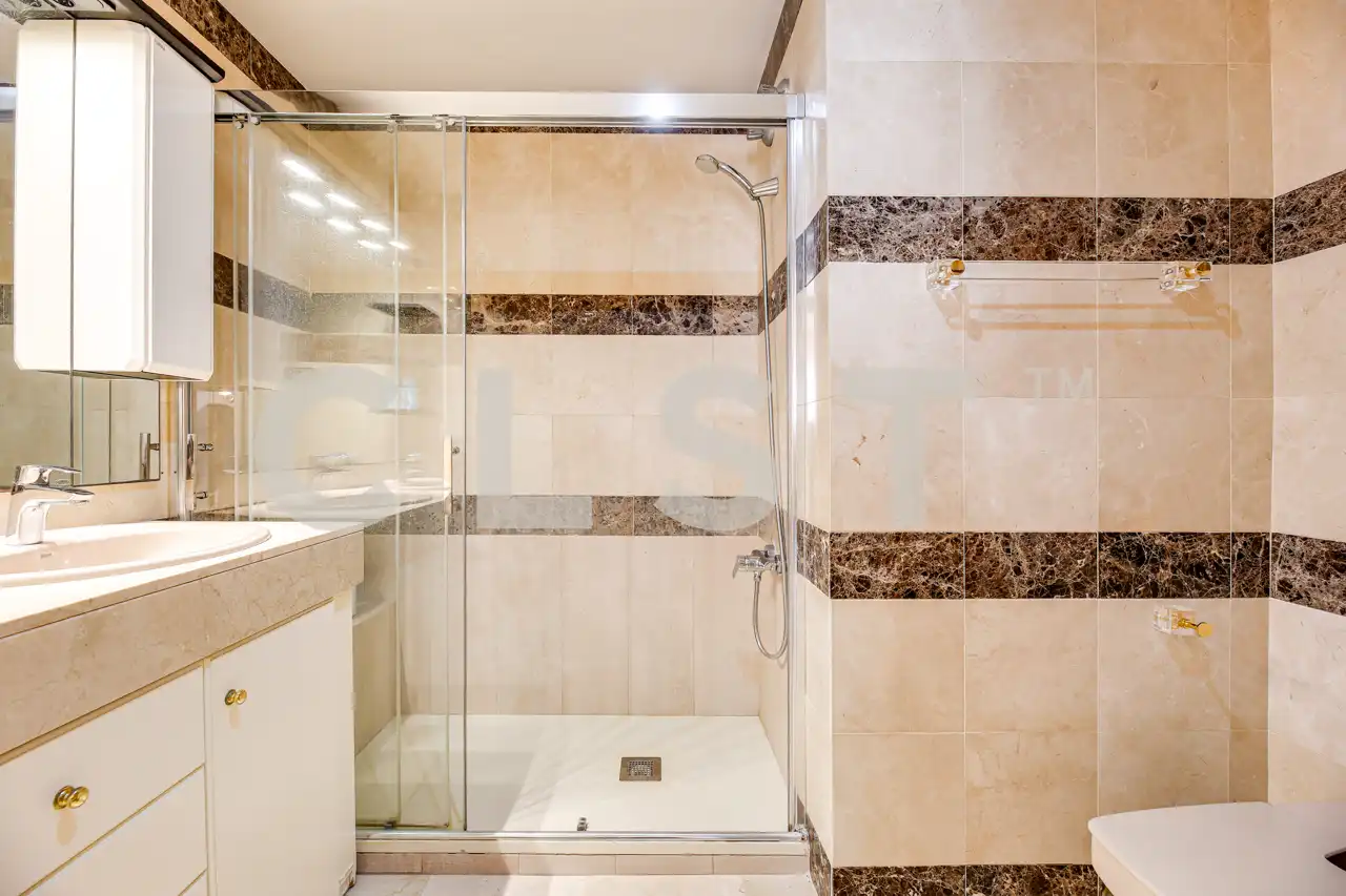 Casa con terraza en venta en Vallpineda - Santa Bárbara, imagen 30