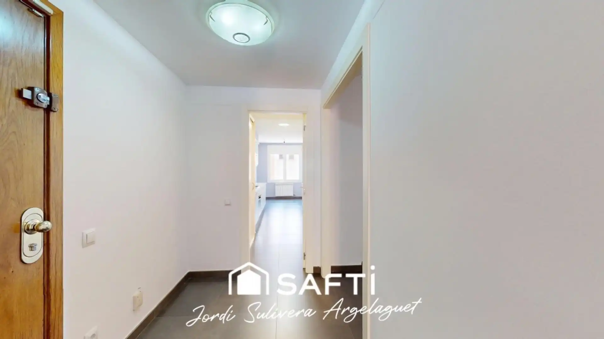 Piso en venta en Girona con Aire acondicionado, Calefacción y Terraza