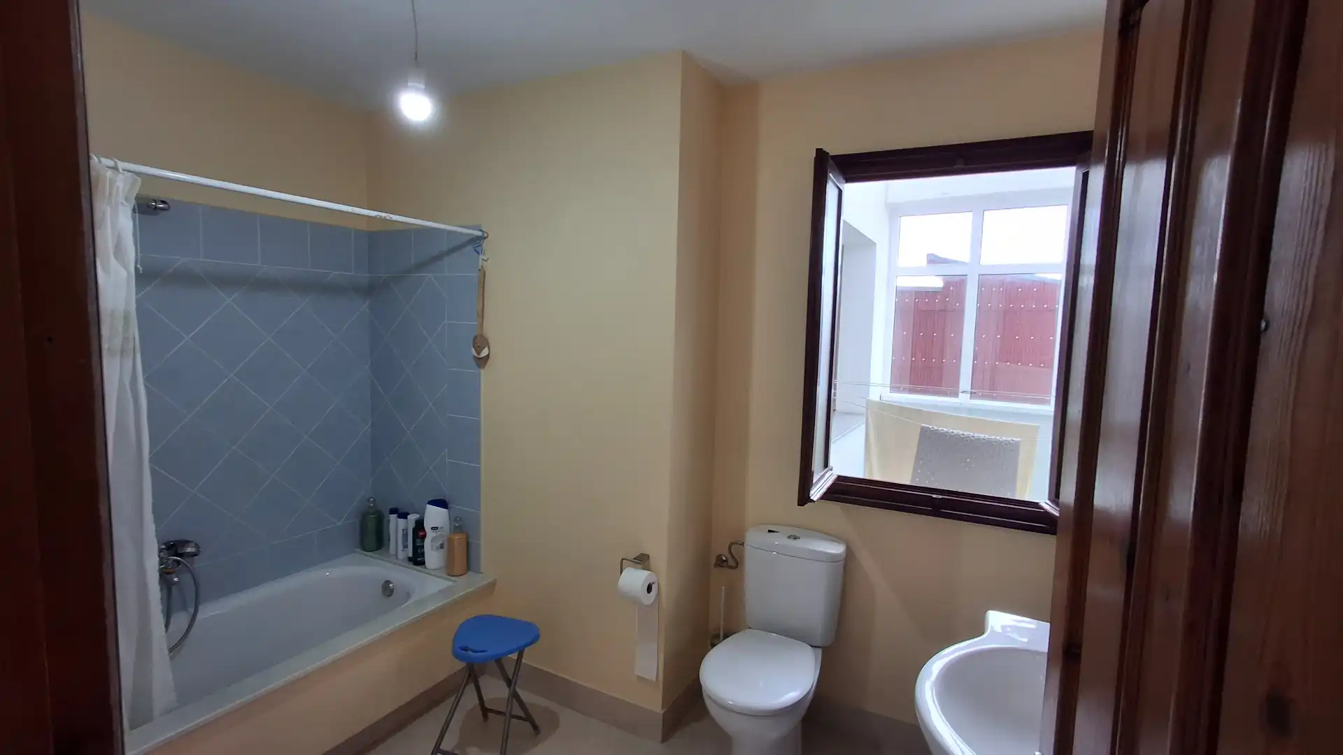 Bany de Edifici en venda en Boiro