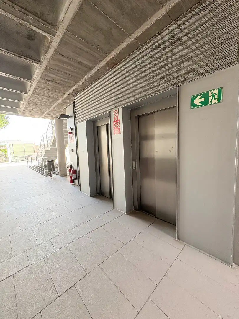 Oficina amb ascensor de lloguer a Calle Castillo de Fuensaldaña, imagen 14