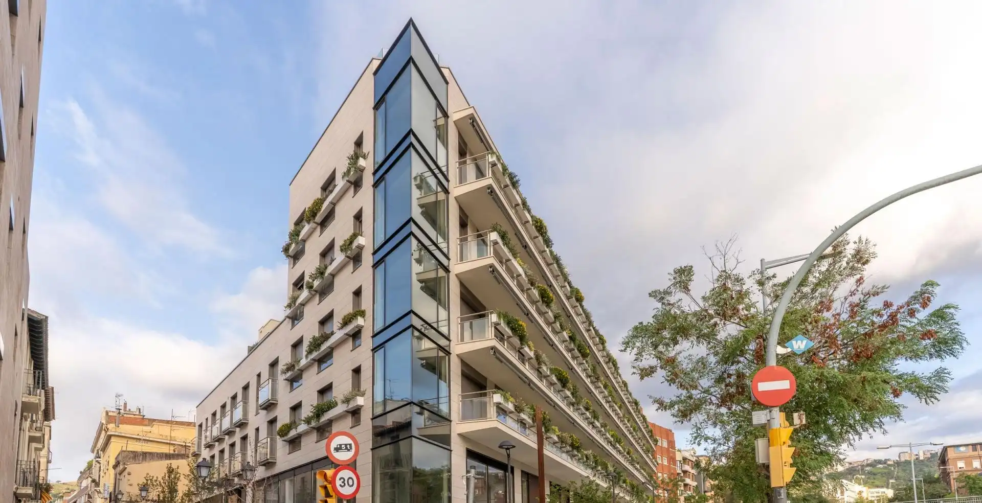 Vista exterior de Pis de lloguer en Barcelona amb Aire condicionat, Calefacció i Jardí privat