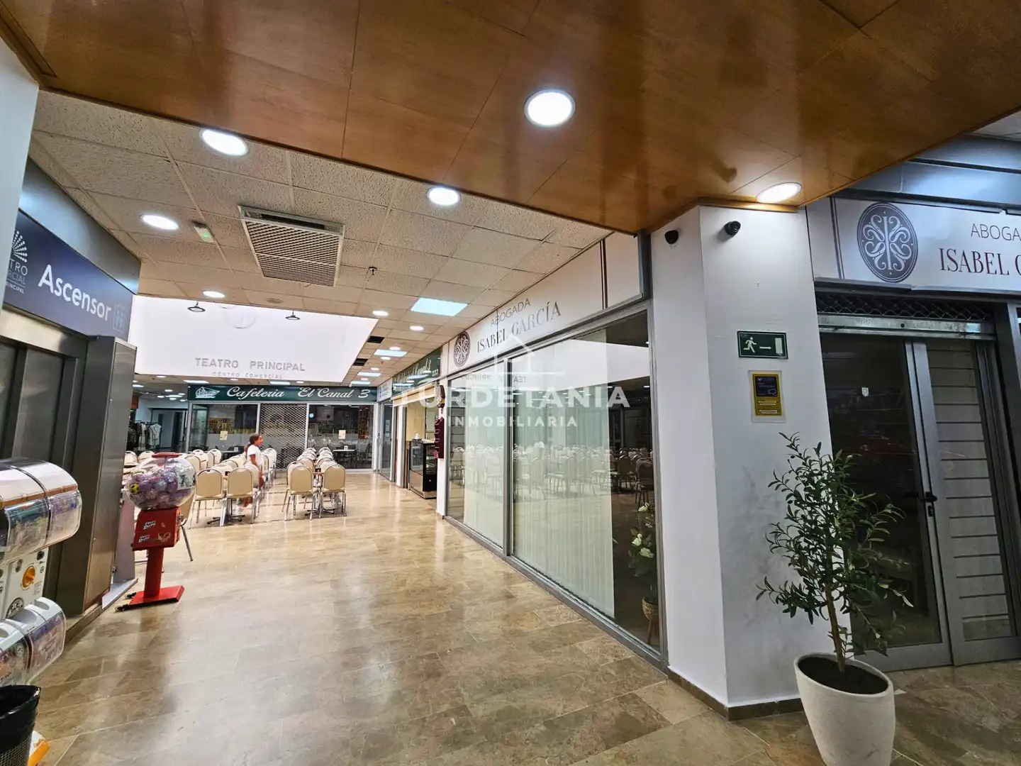 Business premises for sale in Centro Histórico, imagen 5