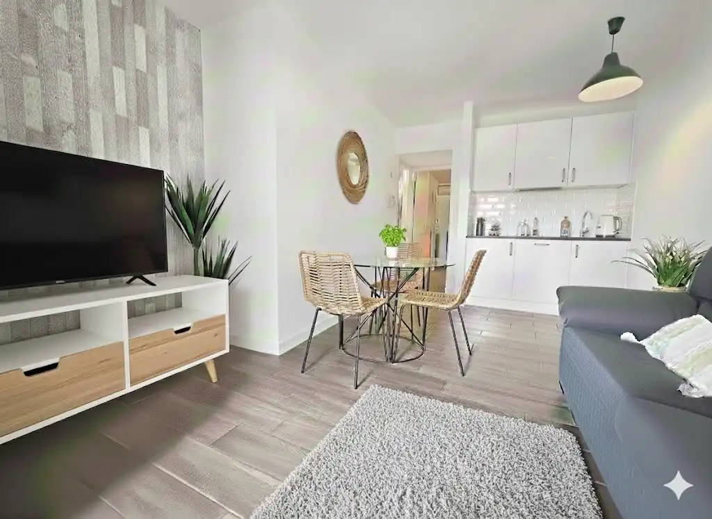 Sala d'estar de Apartament en venda en Ciutadella de Menorca amb Moblat, Balcó i Piscina comunitària