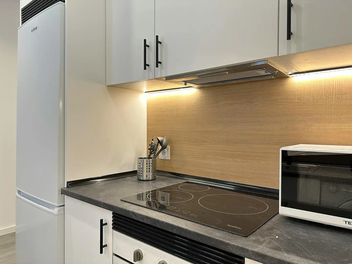 Kitchen of Flat for rent in Madrid  with Heating, Furnished and Washing machine