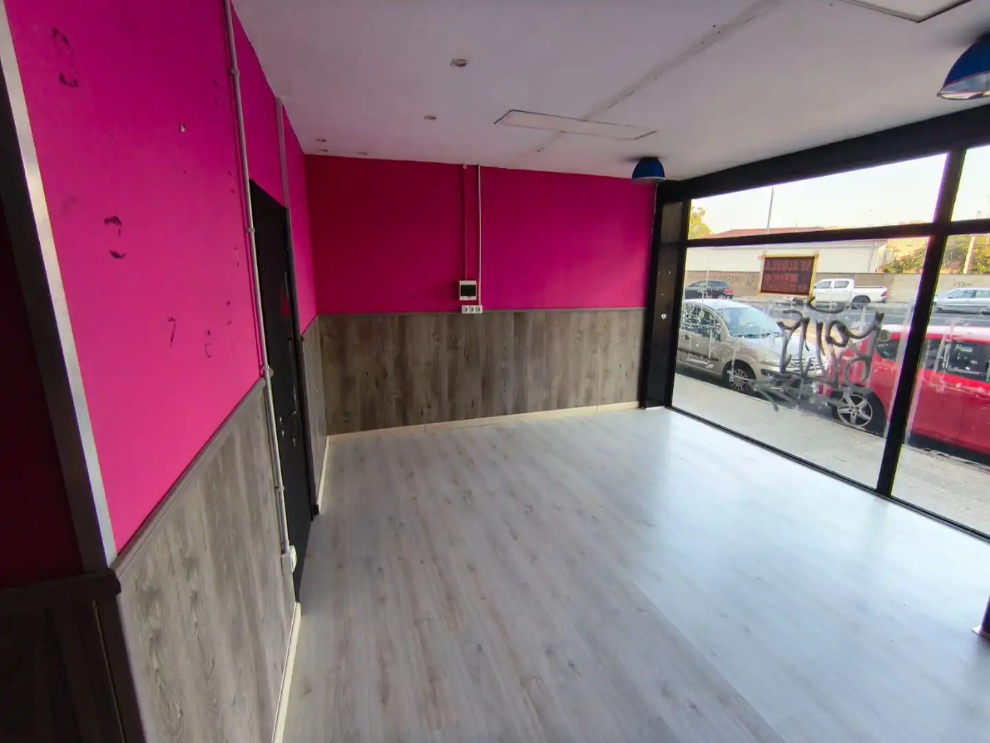 Local de alquiler en León Capital  con Aire acondicionado y Parquet